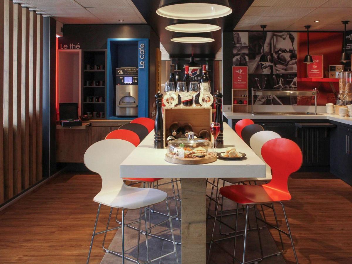 Отель Ibis Paris Женвилье Экстерьер фото