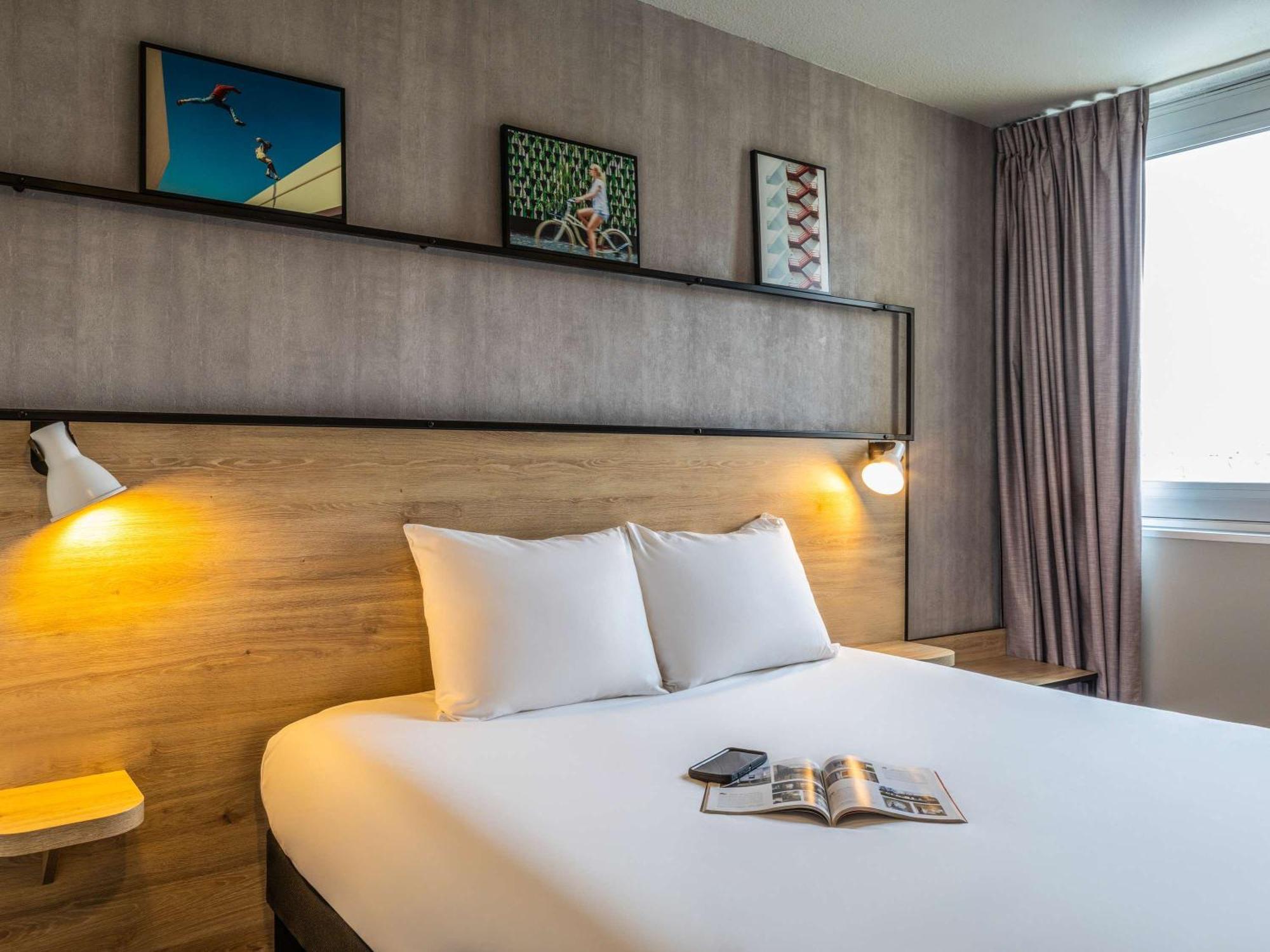 Отель Ibis Paris Женвилье Экстерьер фото